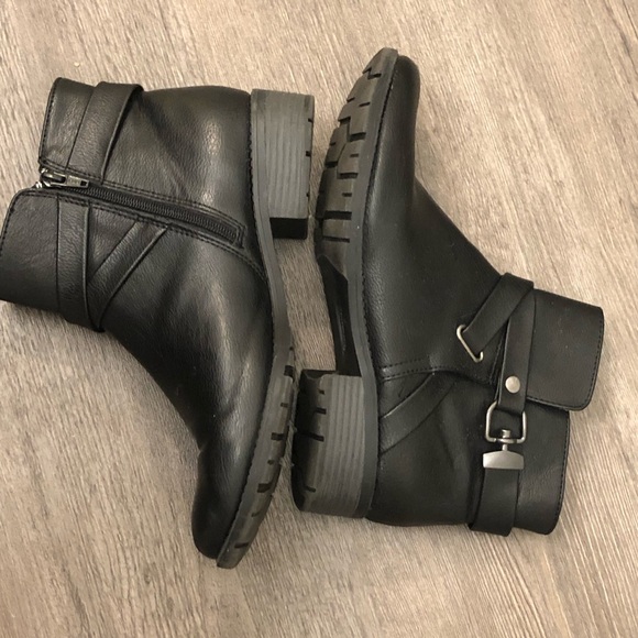 Like 🆕  Croft & Barrow Ortholite comfortable🥾Side zipper 🥾size 10 nice boot - Picture 8 of 15